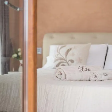 B&B Paradiso 산살보