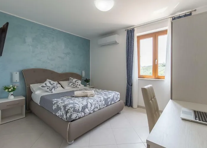 Paradiso Bed and Breakfast