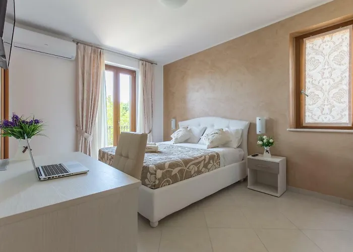 Bed and Breakfast Paradiso 4*