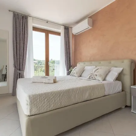 Paradiso 4*