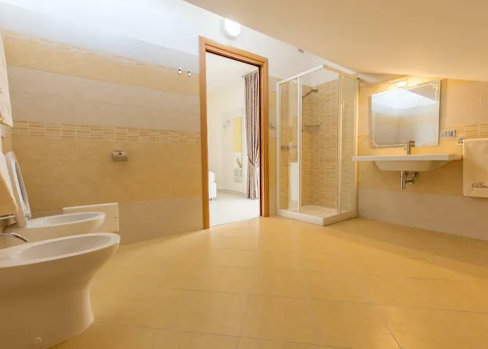 Paradiso Bed & Breakfast 4*